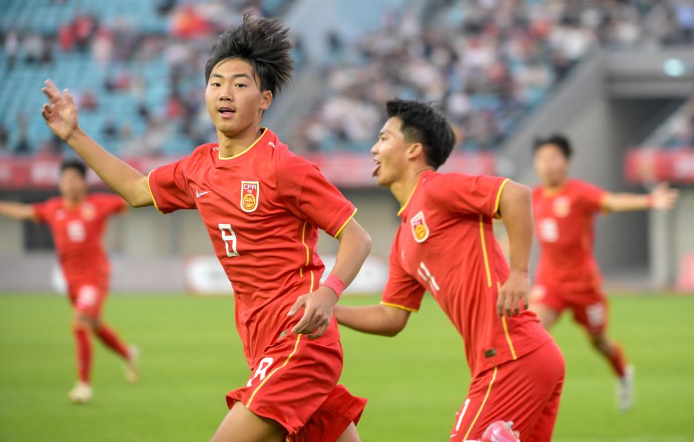 中国U16队获呼和浩特国际足球锦标赛冠军